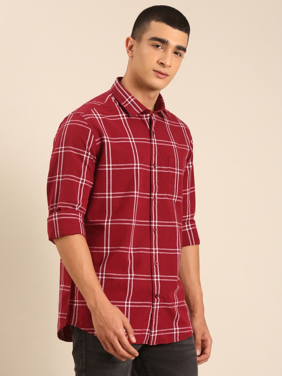 CAVALLO by Linen Club Men's Blended Linen Maroon Checkered Contemporary Fit Full Sleeve Casual Shirt