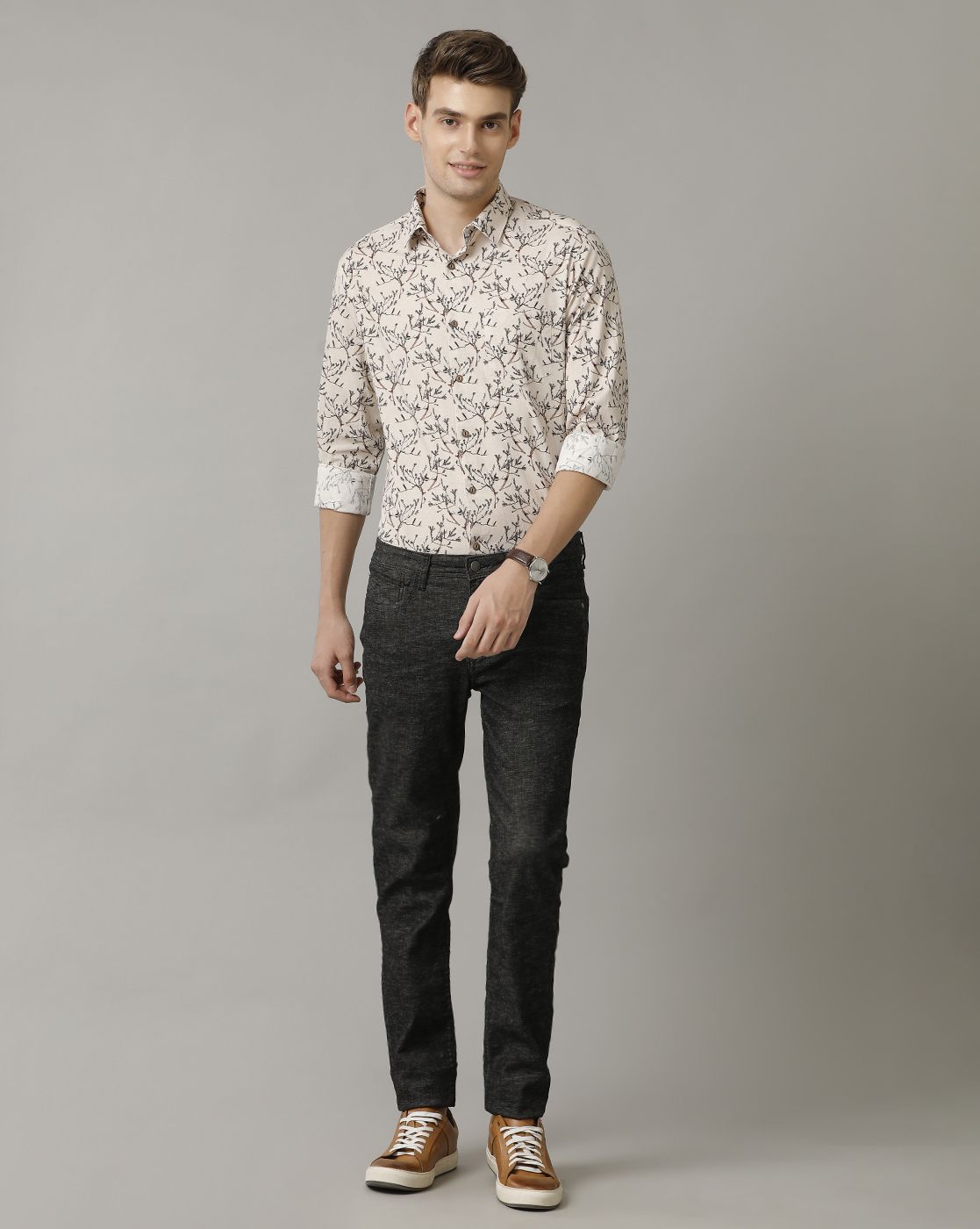 Men's Blended Linen Black Printed Contemporary Fit Full Sleeve Sleeve Casual Shirt