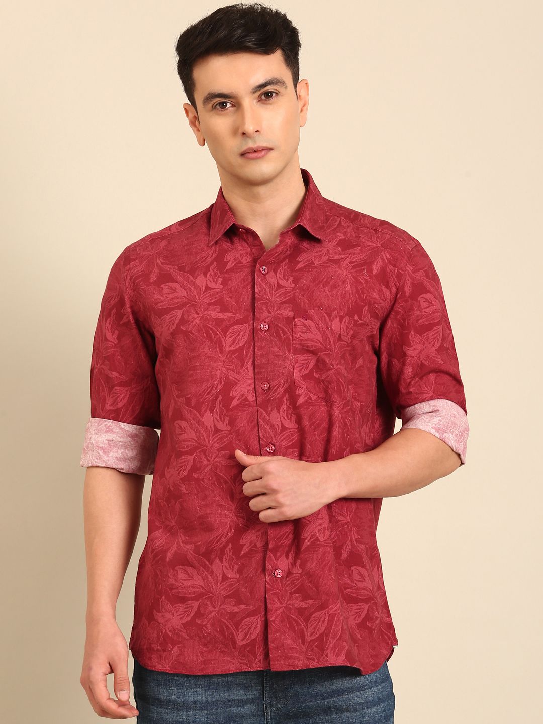 CAVALLO by Linen Club Men's Blended Linen Red Printed Contemporary Fit Full Sleeve Casual Shirt
