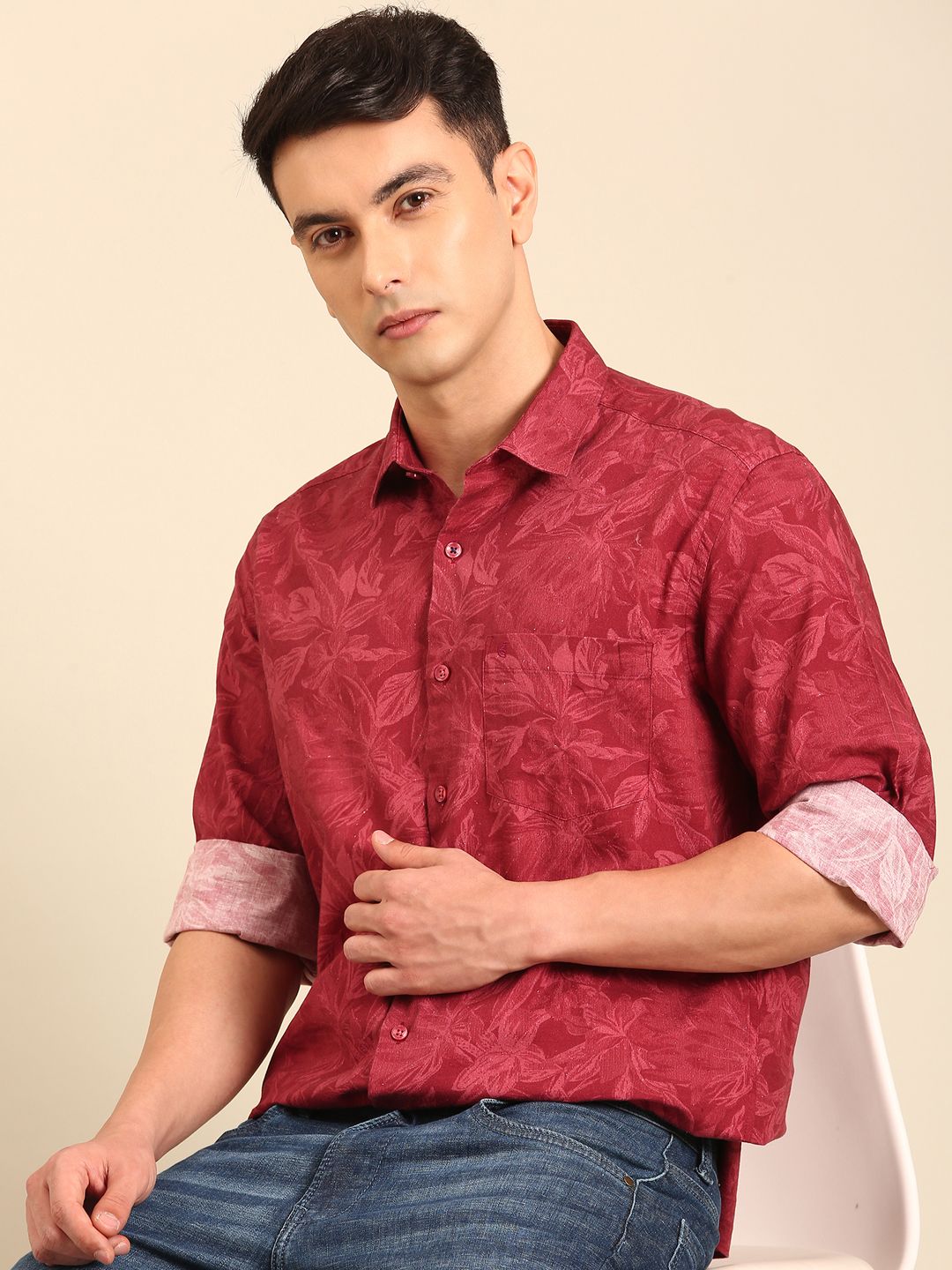 CAVALLO by Linen Club Men's Blended Linen Red Printed Contemporary Fit Full Sleeve Casual Shirt