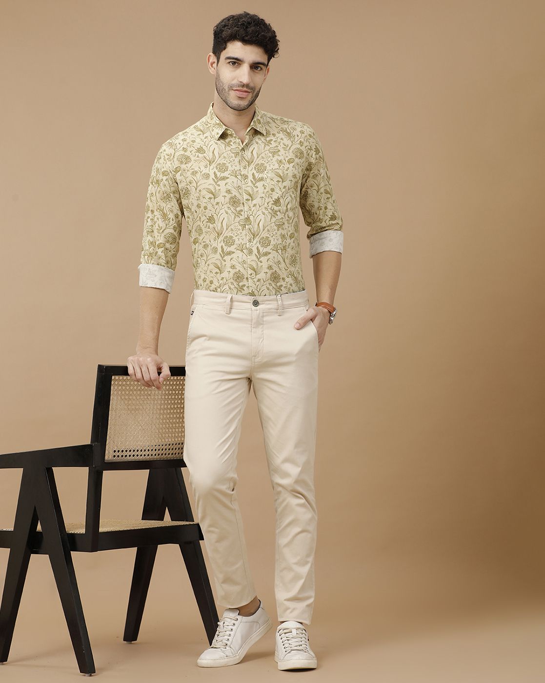 Men's Blended Linen Green Printed Contemporary Fit Full Sleeve Casual Shirt