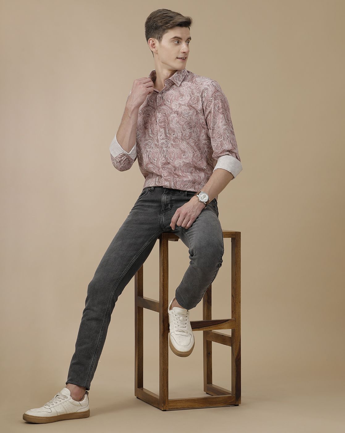 Men's Blended Linen Purple Printed Contemporary Fit Full Sleeve Casual Shirt