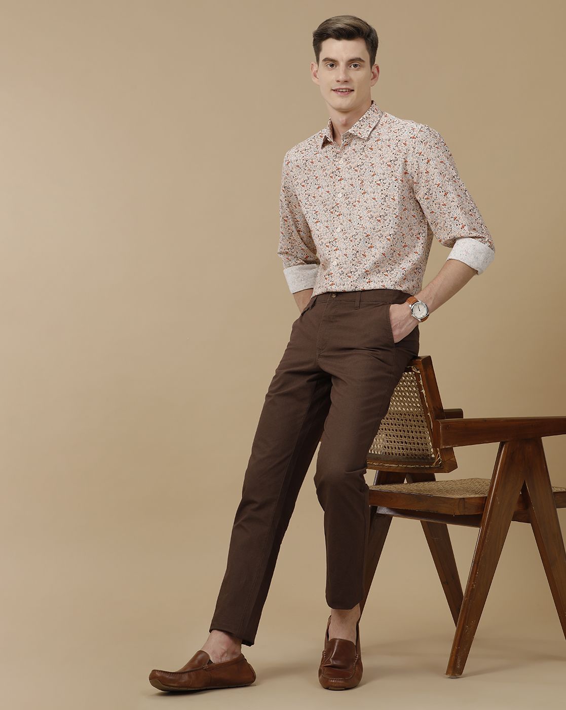 Men's Blended Linen Pink Printed Contemporary Fit Full Sleeve Casual Shirt
