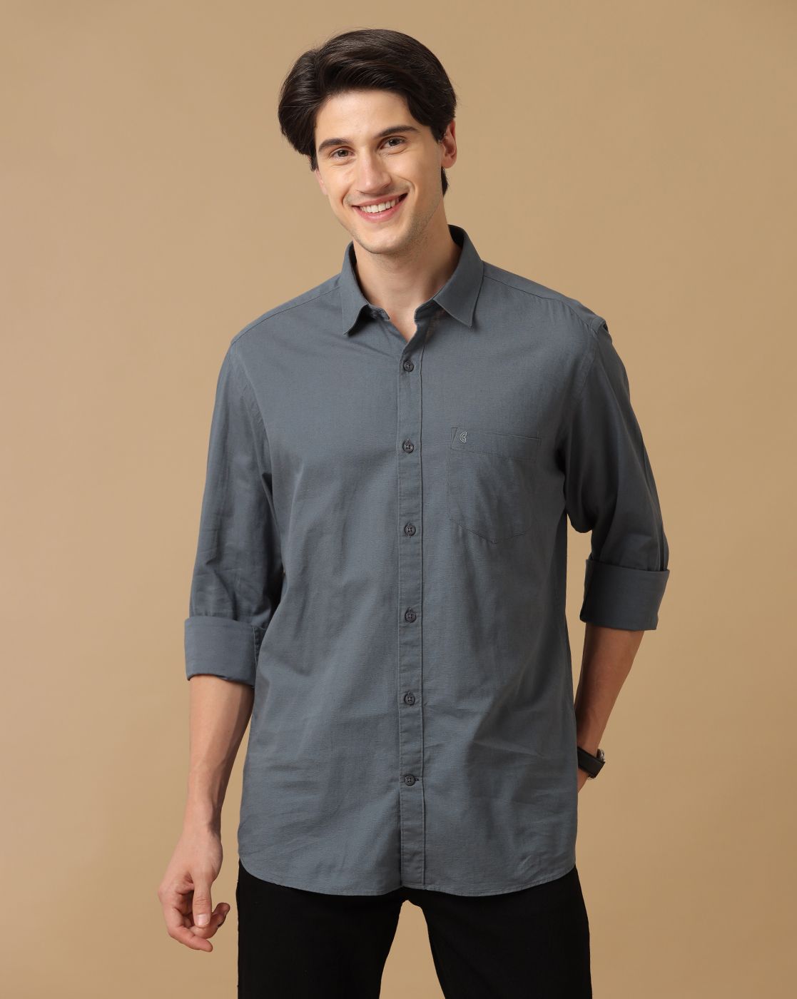 Men's Blended Linen Grey Solid Contemporary Fit Full Sleeve Casual Shirt