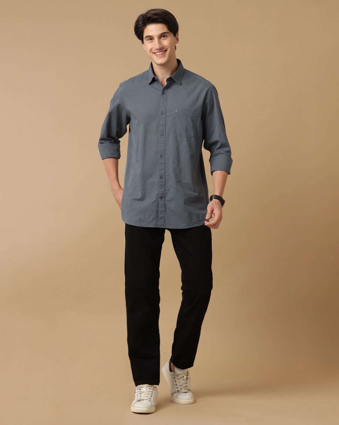 Men's Blended Linen Grey Solid Contemporary Fit Full Sleeve Casual Shirt