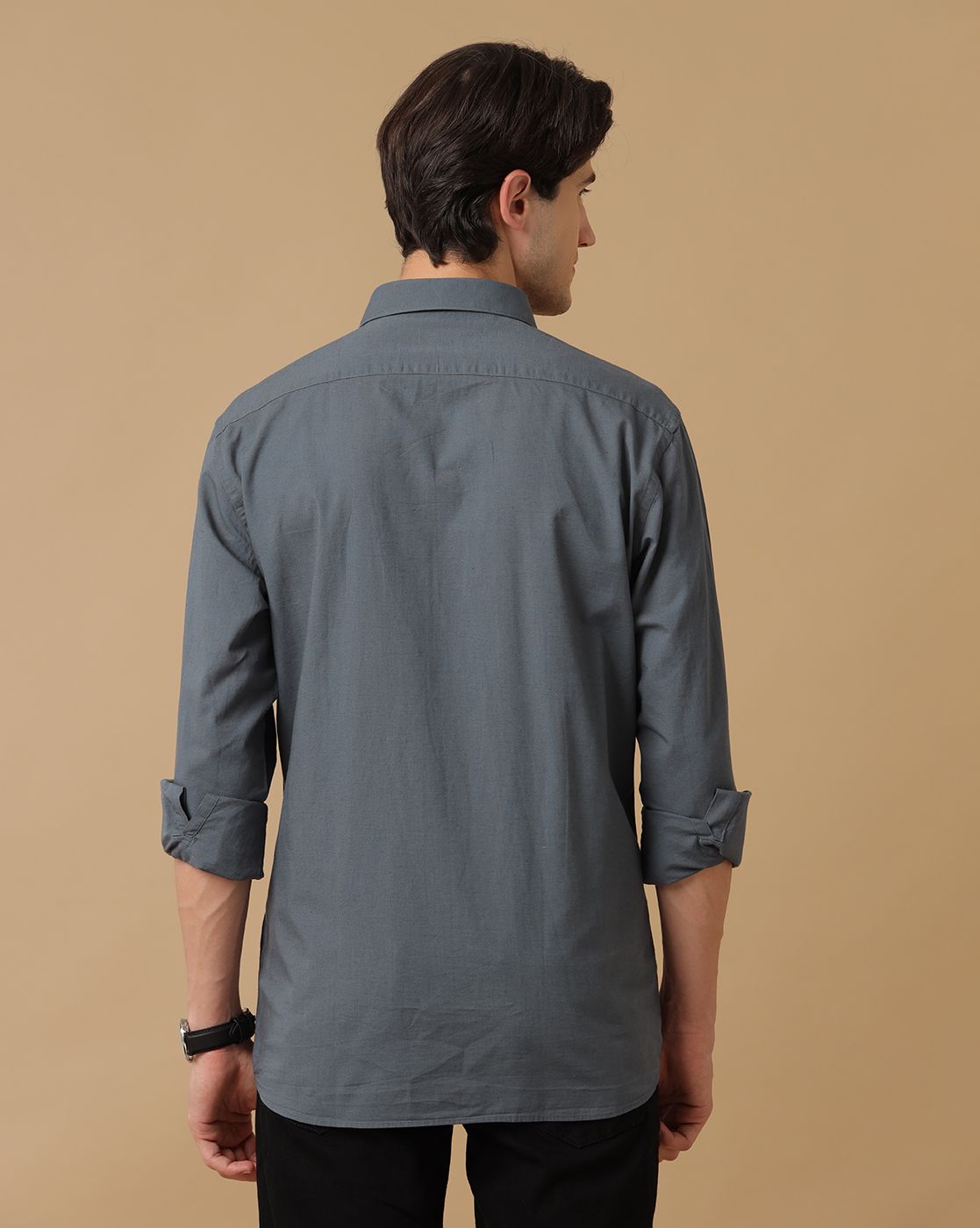 Men's Blended Linen Grey Solid Contemporary Fit Full Sleeve Casual Shirt