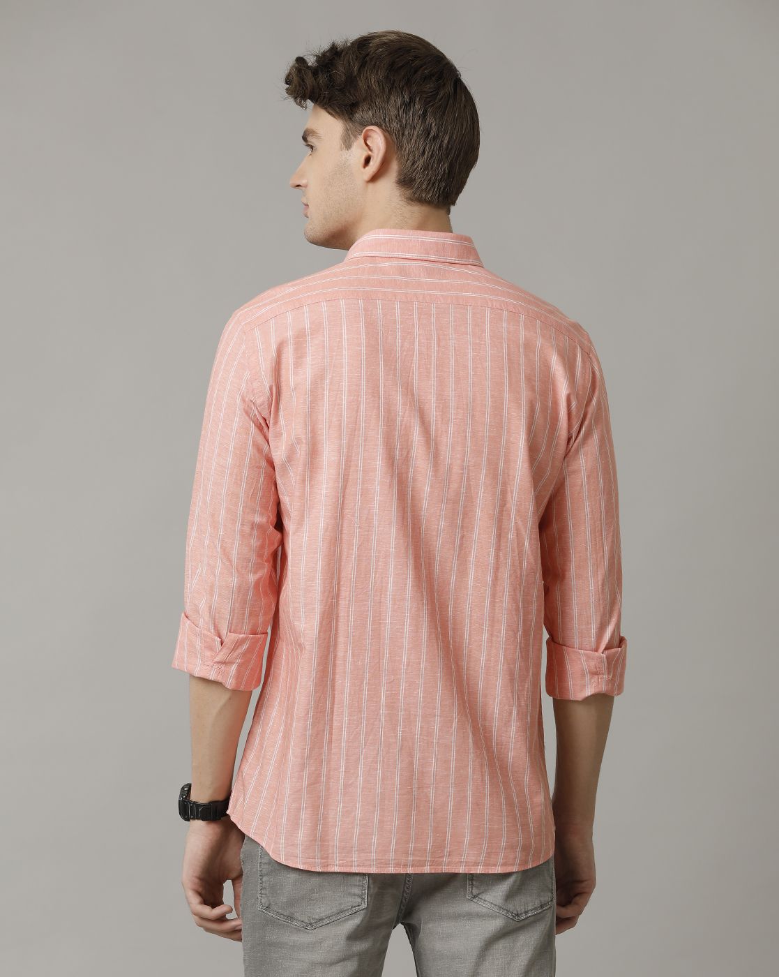 Men's Blended Linen Peach Solid Contemporary Fit Full Sleeve Sleeve Casual Shirt