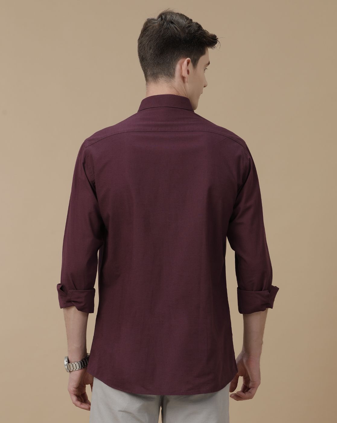 Men's Blended Linen Purple Solid Contemporary Fit Full Sleeve Casual Shirt