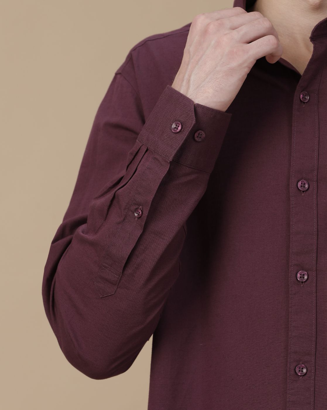 Men's Blended Linen Purple Solid Contemporary Fit Full Sleeve Casual Shirt