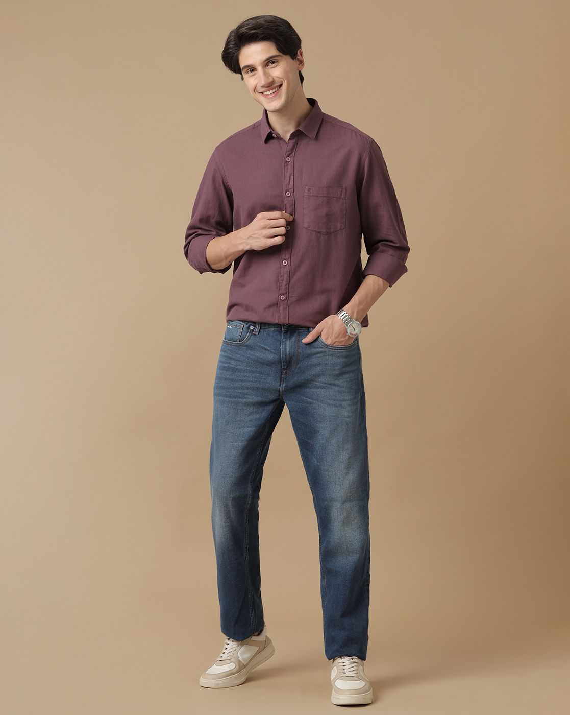 Men's Blended Linen Purple Solid Contemporary Fit Full Sleeve Casual Shirt