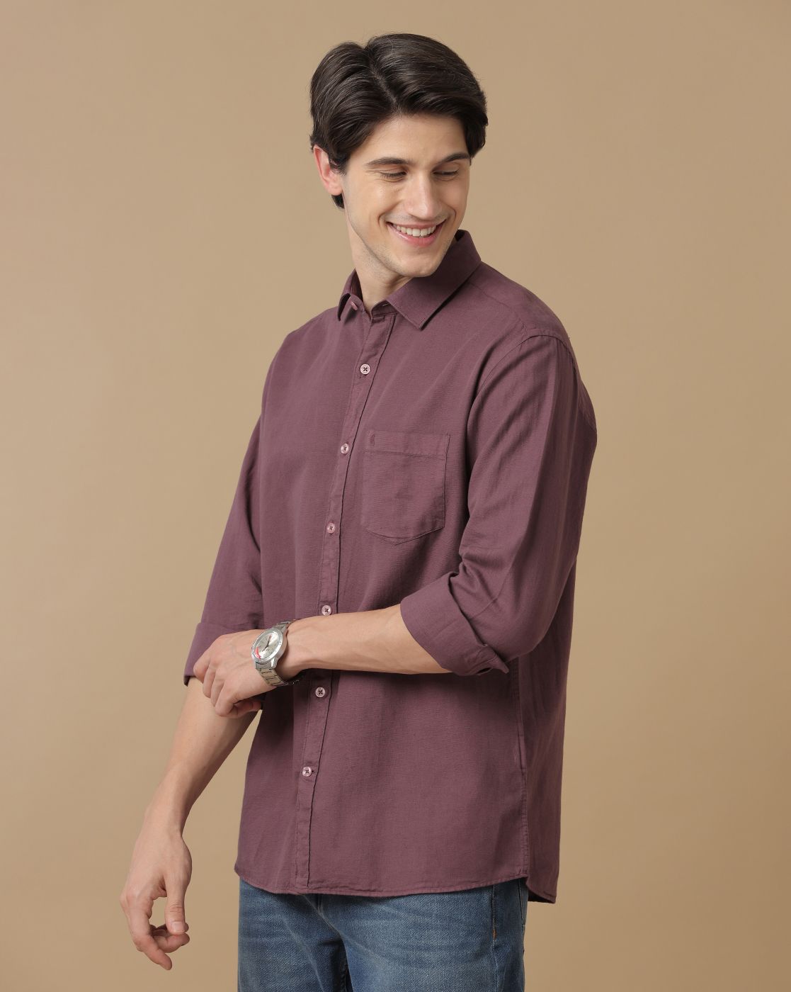 Men's Blended Linen Purple Solid Contemporary Fit Full Sleeve Casual Shirt