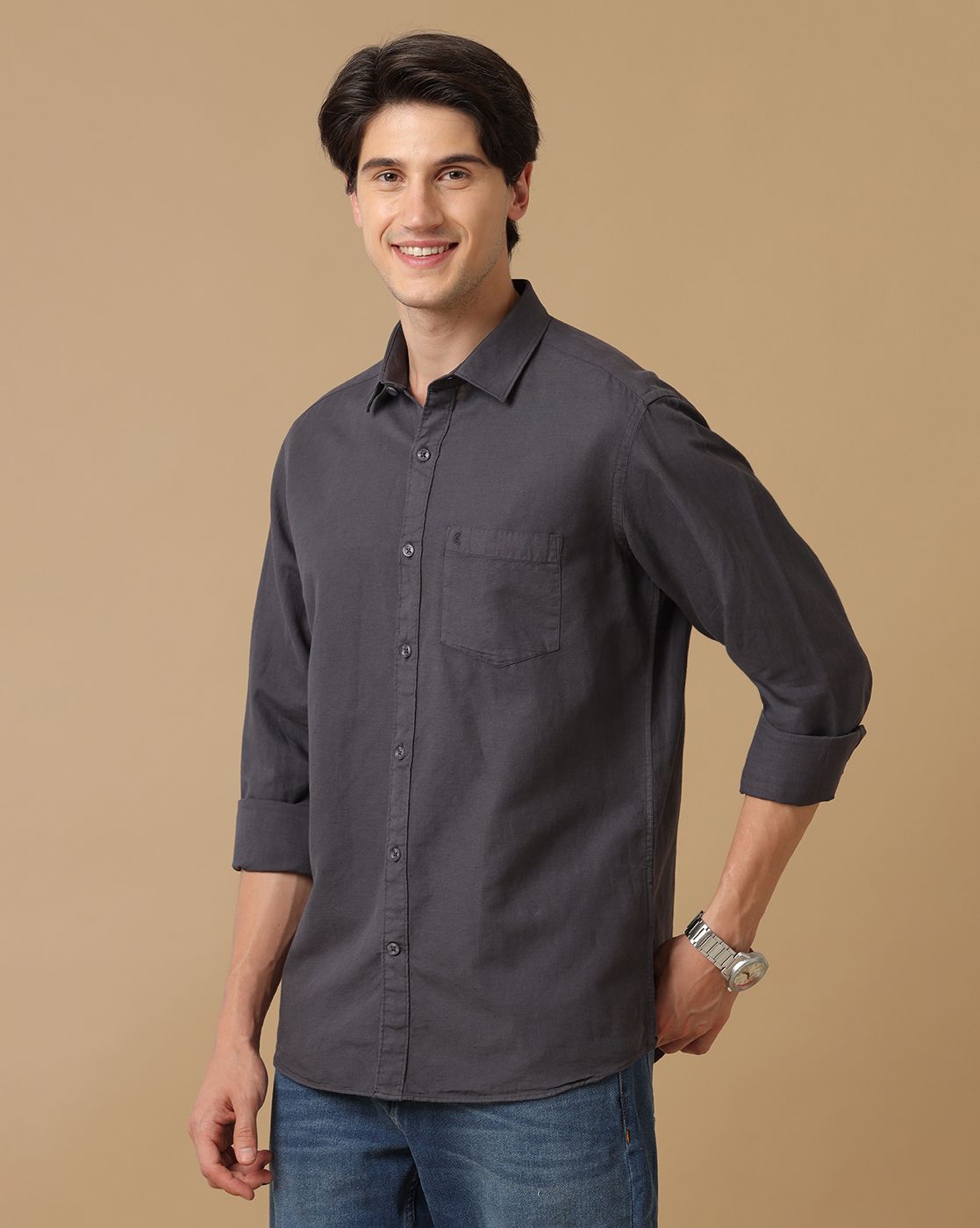 Men's Blended Linen Grey Solid Contemporary Fit Full Sleeve Casual Shirt