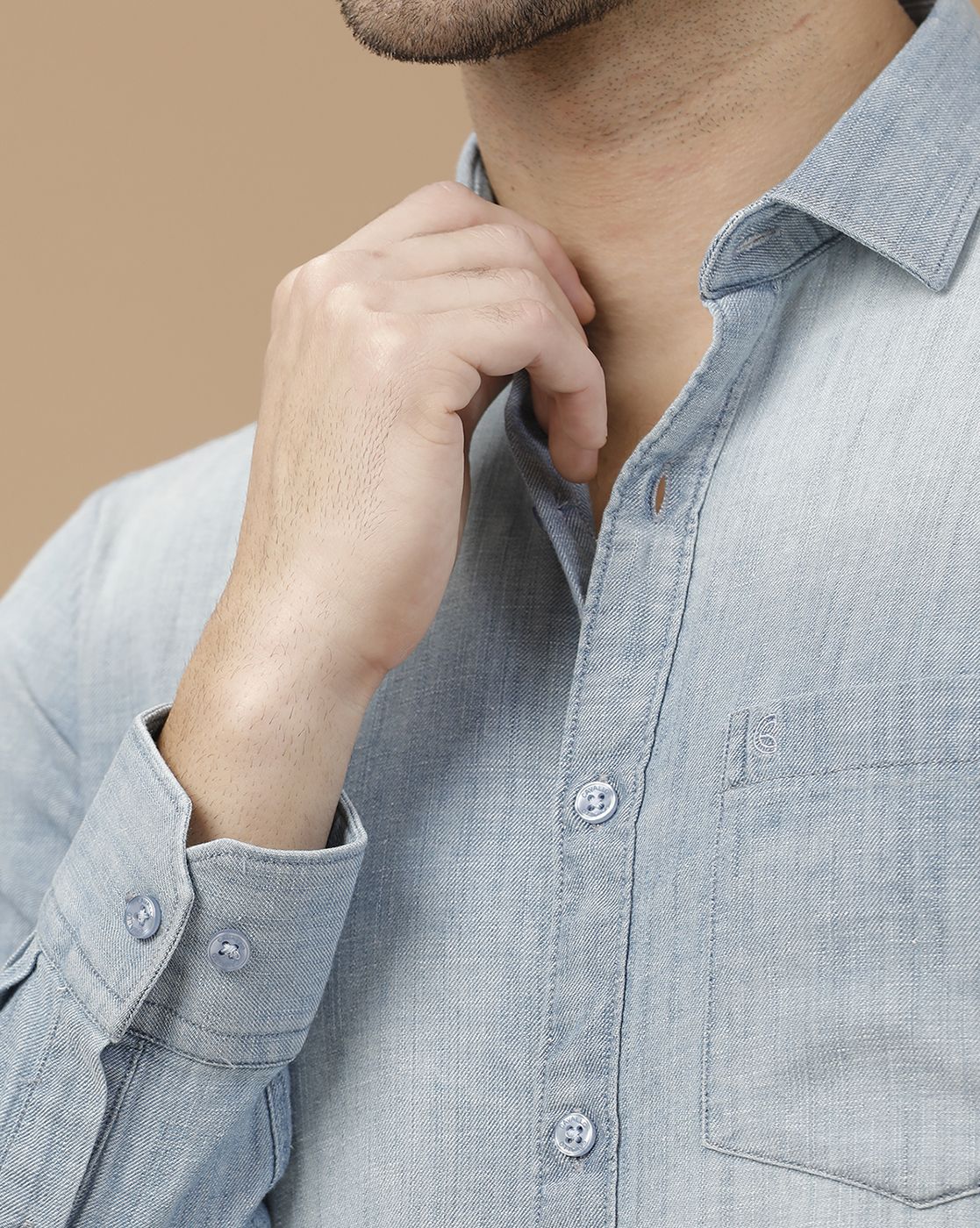 Men's Blended Linen Blue Solid Contemporary Fit Full Sleeve Casual Shirt