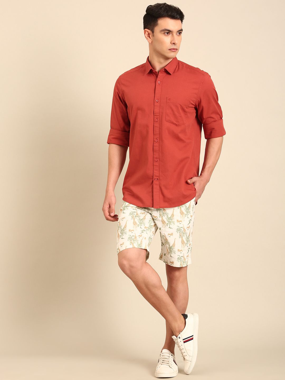 CAVALLO by Linen Club Men's Blended Linen Red Solid Contemporary Fit Full Sleeve Casual Shirt