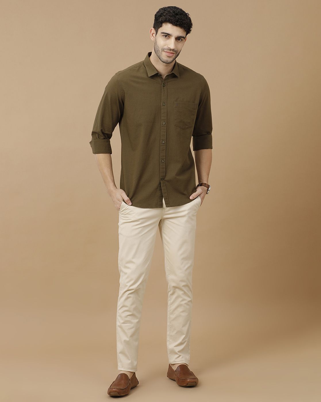 Men's Blended Linen Brown Solid Contemporary Fit Full Sleeve Casual Shirt