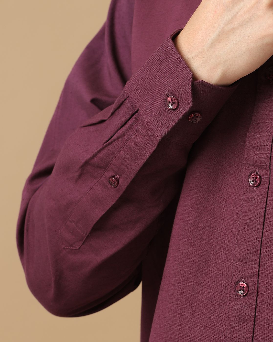Men's Blended Linen Purple Solid Contemporary Fit Full Sleeve Sleeve Casual Shirt