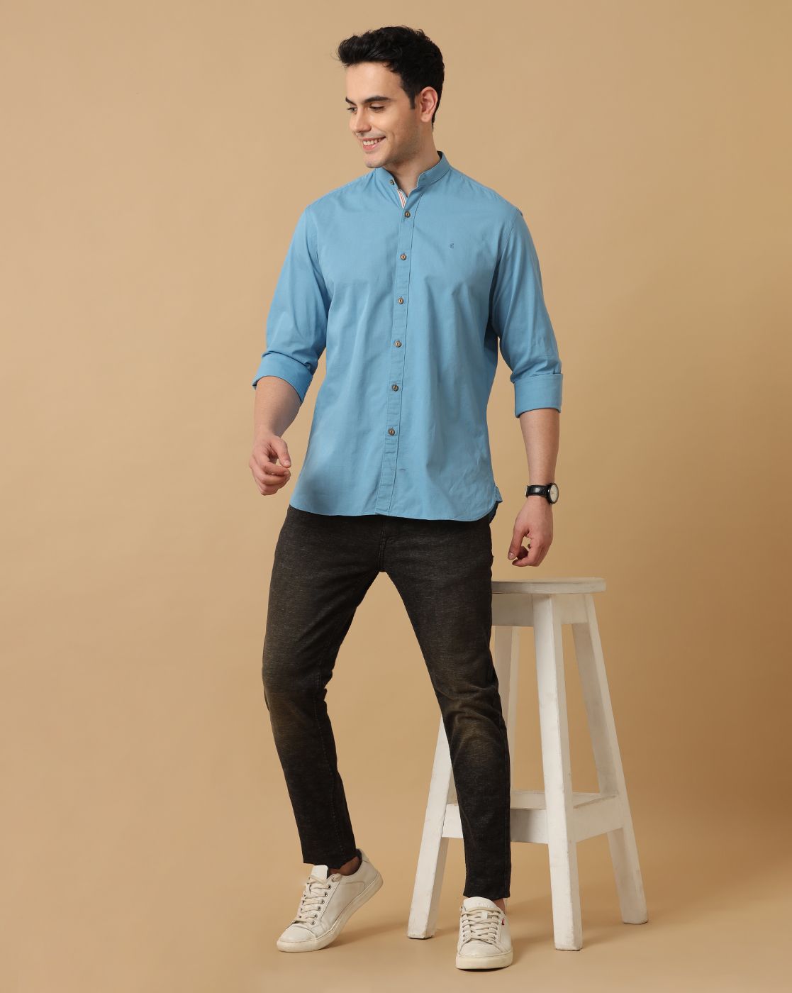 Cavallo By Linen Club Men's Blue Solid Contemporary Fit Full Sleeve Casual Shirt