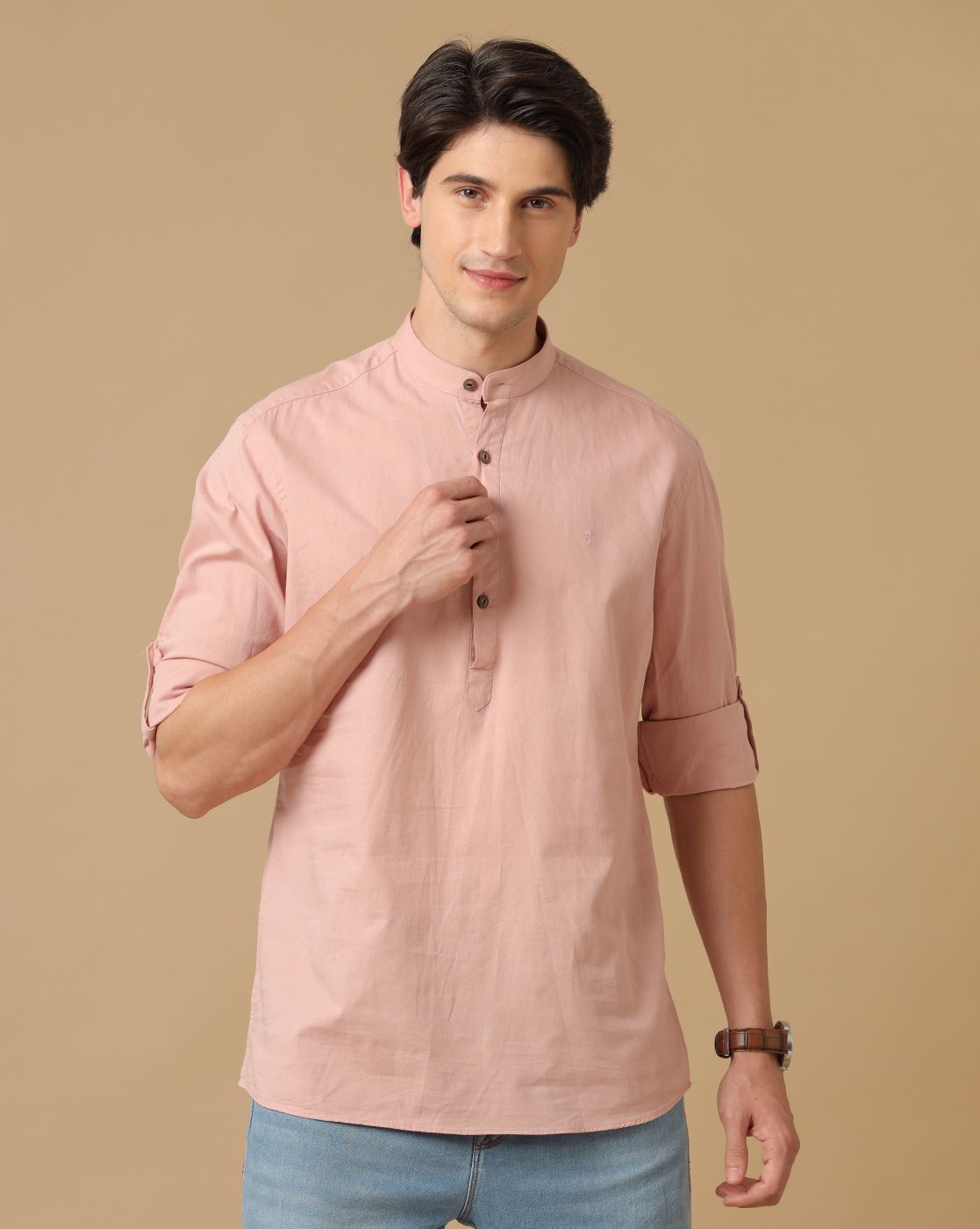 Men's Blended Linen Peach Solid Contemporary Fit Full Sleeve Casual Shirt