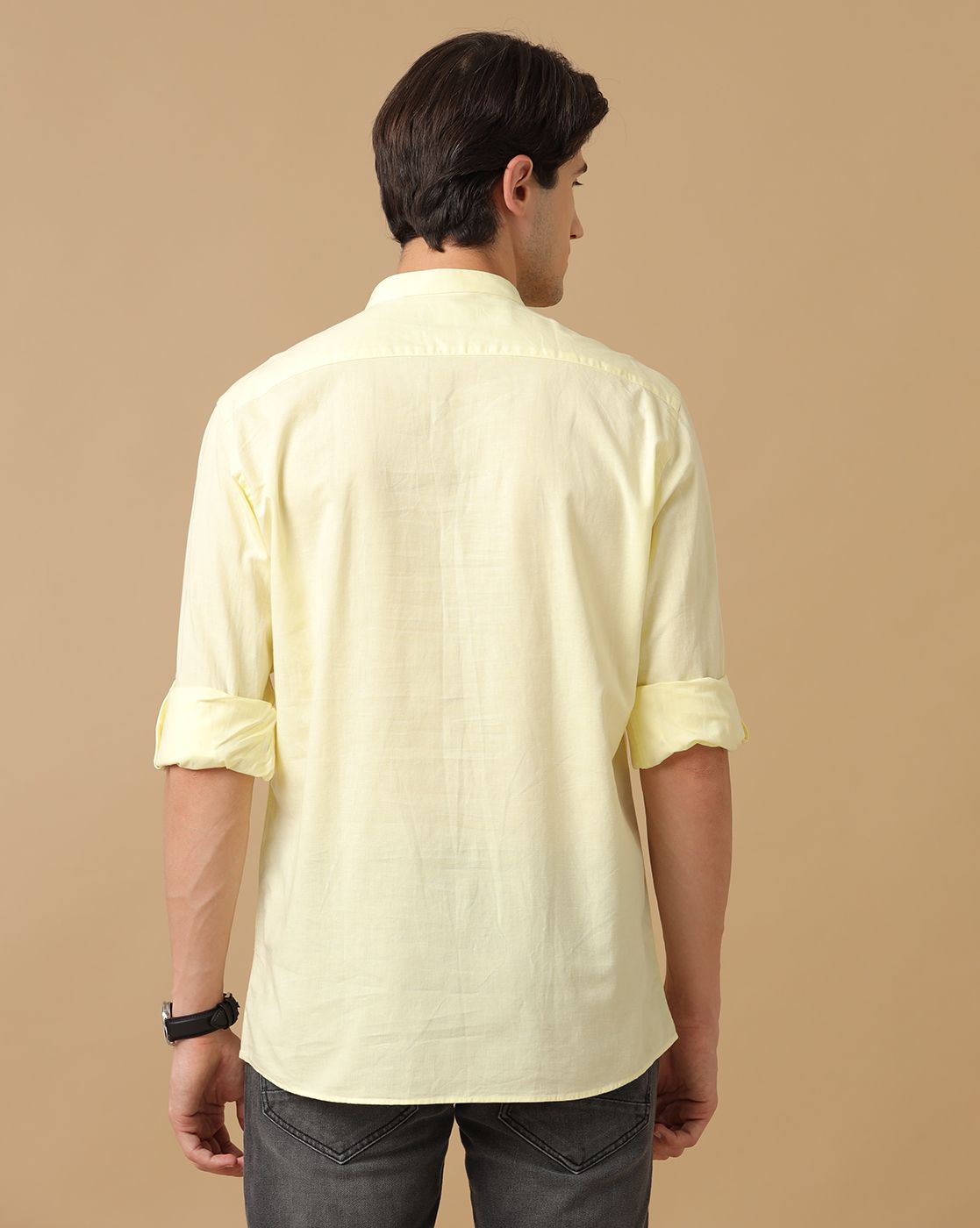 Men's Blended Linen Yellow Solid Contemporary Fit Full Sleeve Casual Shirt