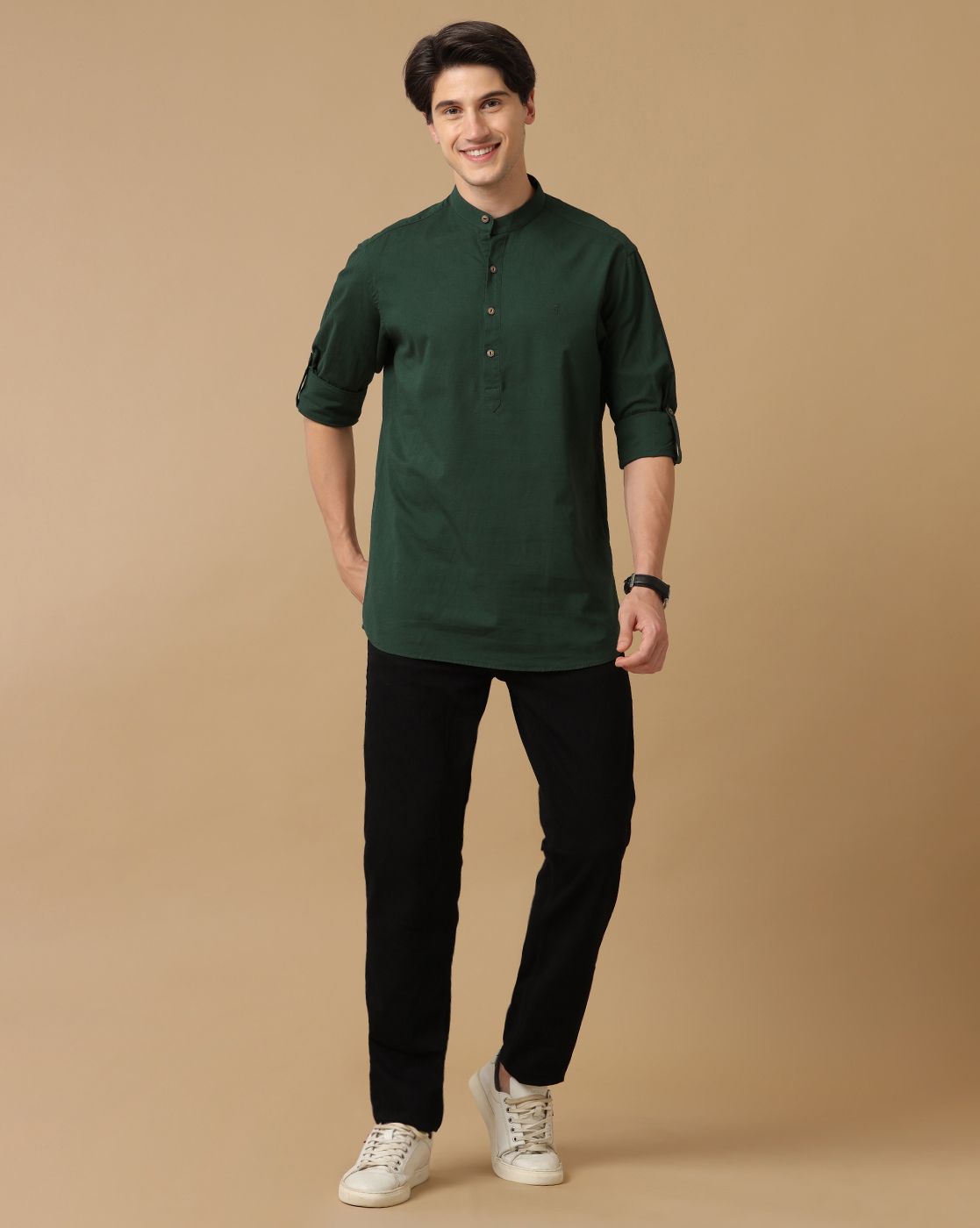 Men's Blended Linen Green Solid Contemporary Fit Full Sleeve Casual Shirt