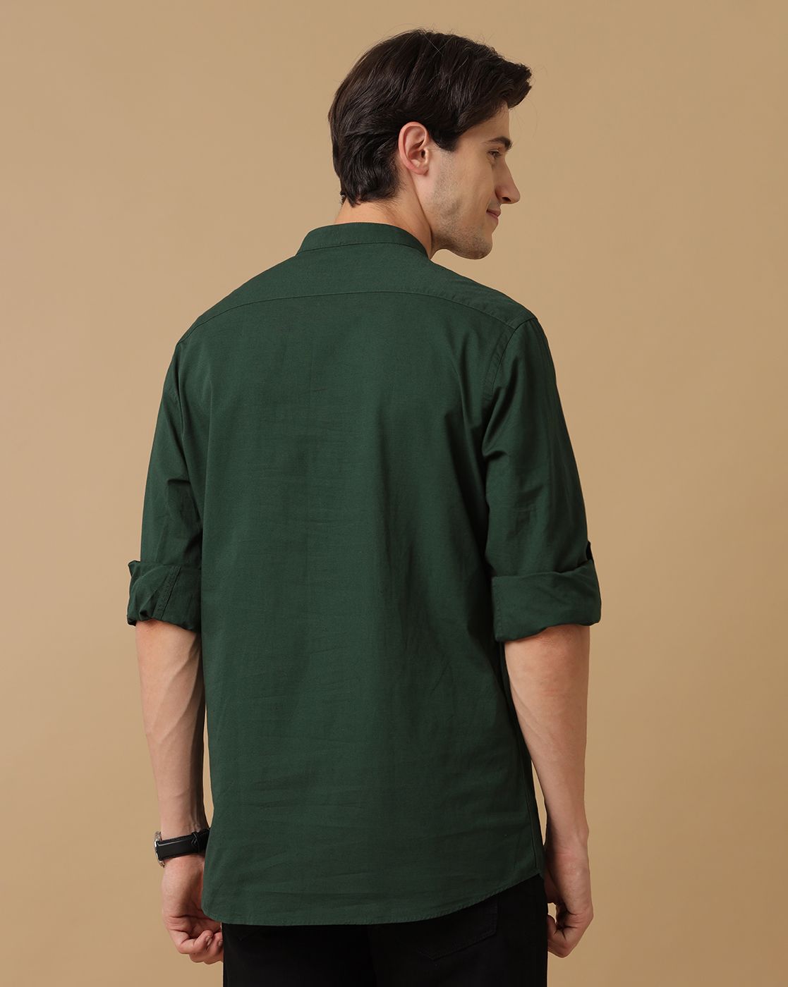 Men's Blended Linen Green Solid Contemporary Fit Full Sleeve Casual Shirt
