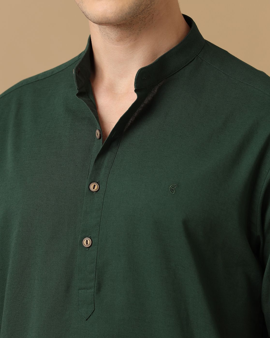 Men's Blended Linen Green Solid Contemporary Fit Full Sleeve Casual Shirt