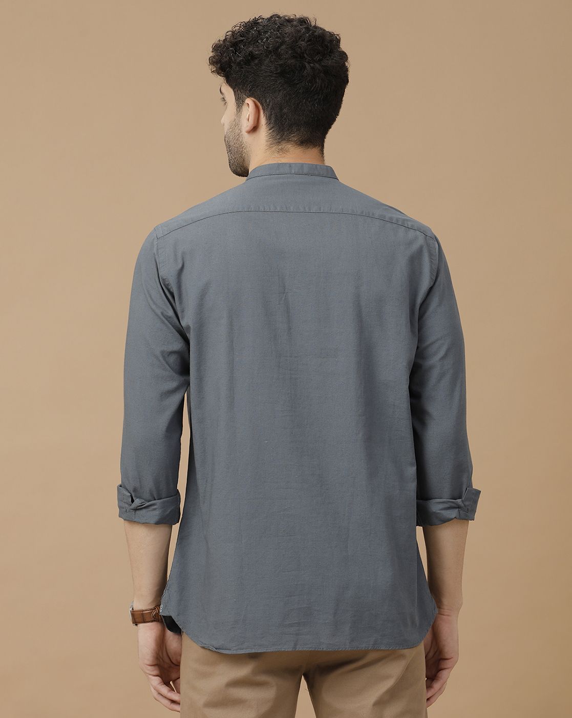 Men's Blended Linen Grey Solid Contemporary Fit Full Sleeve Casual Shirt