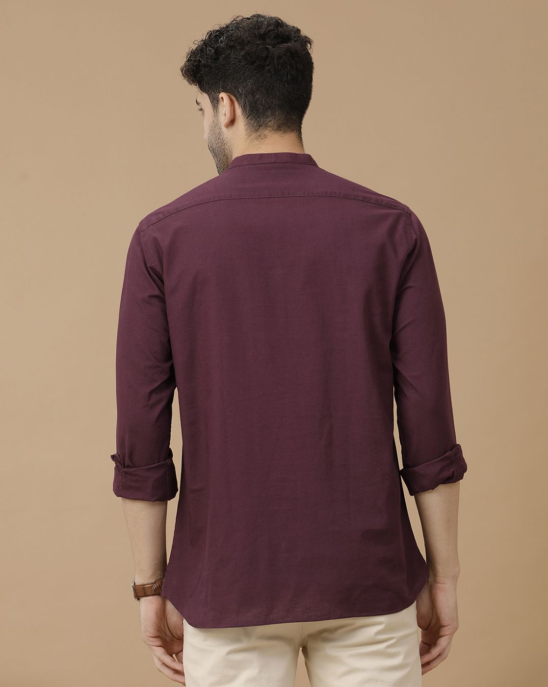 Men's Blended Linen Purple Solid Contemporary Fit Full Sleeve Casual Shirt
