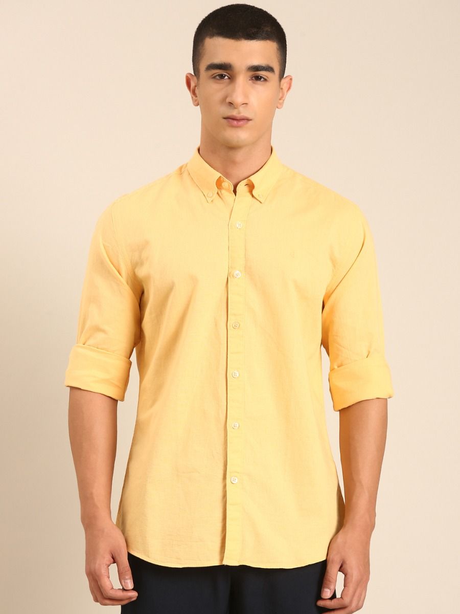 CAVALLO by Linen Club Men's Blended Linen Yellow Solid Contemporary Fit Full Sleeve Casual Shirt