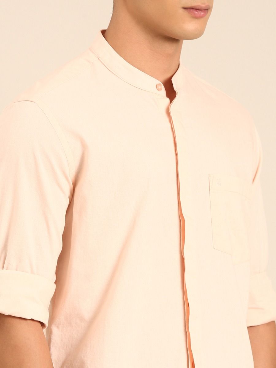 CAVALLO by Linen Club Men's Blended Linen Light Peach Solid Contemporary Fit Full Sleeve Casual Shirt