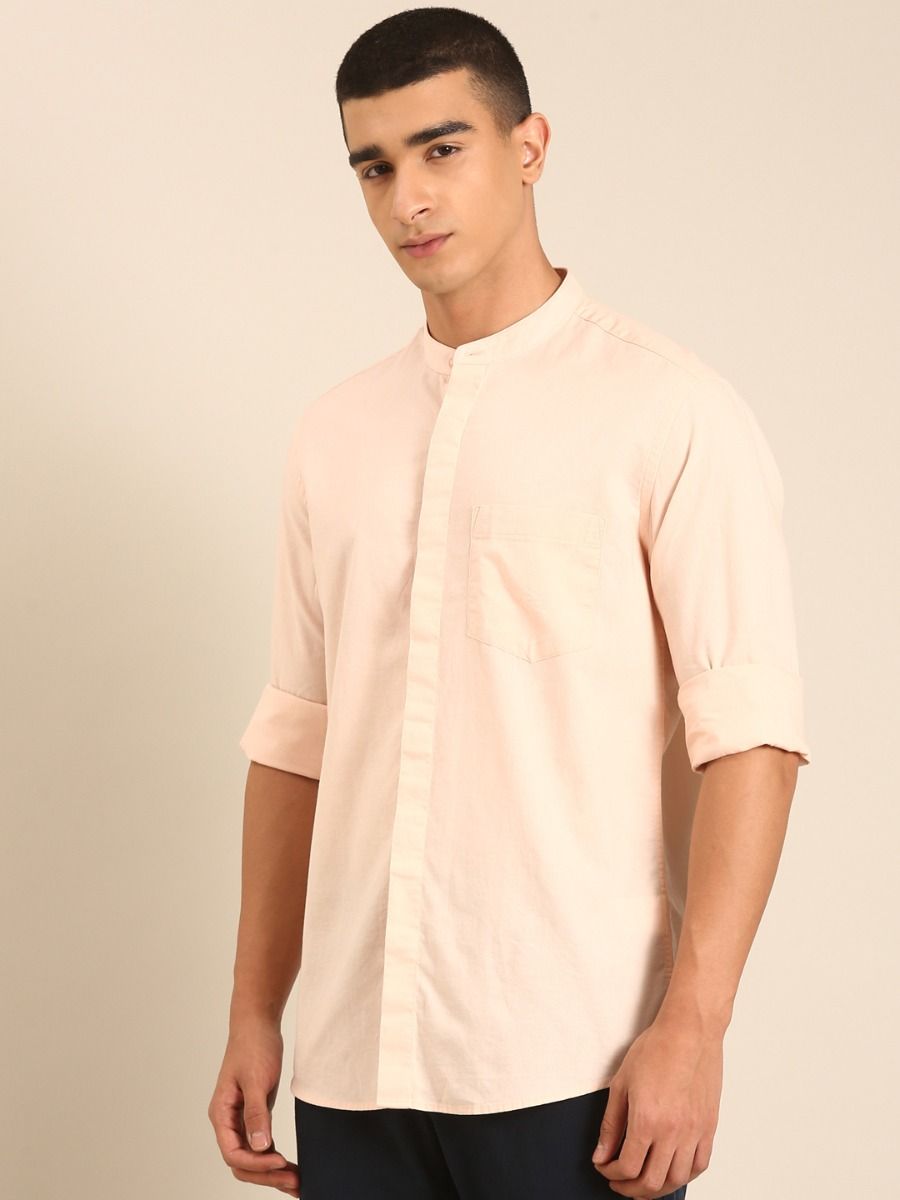 CAVALLO by Linen Club Men's Blended Linen Light Peach Solid Contemporary Fit Full Sleeve Casual Shirt