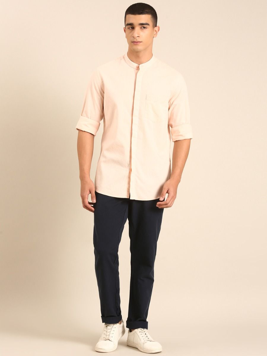 CAVALLO by Linen Club Men's Blended Linen Light Peach Solid Contemporary Fit Full Sleeve Casual Shirt