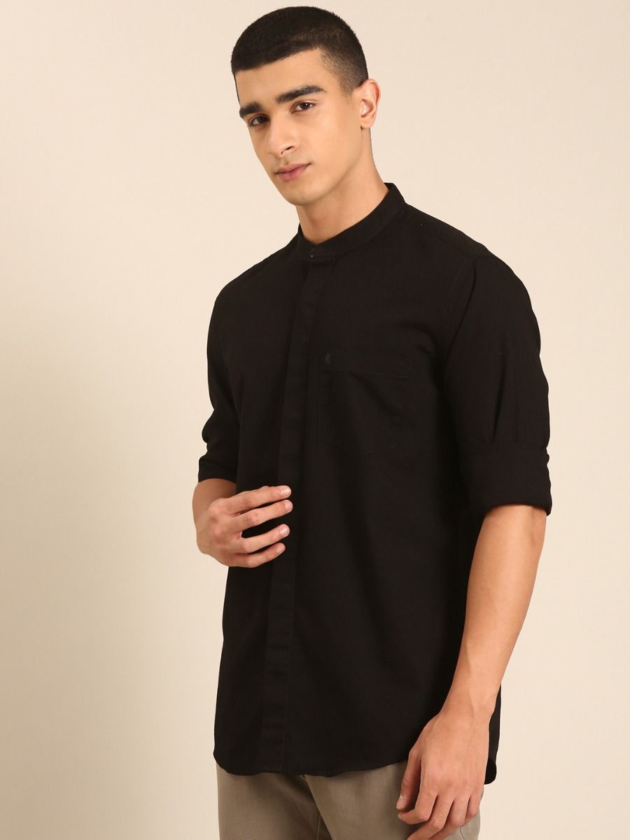 CAVALLO by Linen Club Men's Blended Linen Black Solid Contemporary Fit Full Sleeve Casual Shirt