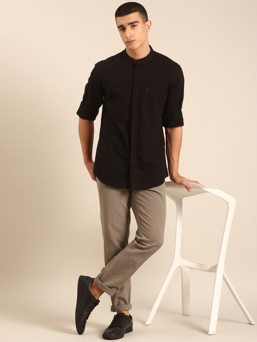 CAVALLO by Linen Club Men's Blended Linen Black Solid Contemporary Fit Full Sleeve Casual Shirt