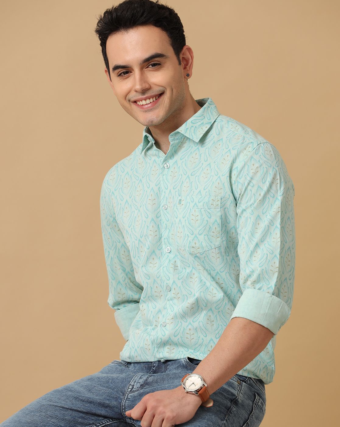 Men's Blended Linen Blue Printed Contemporary Fit Full Sleeve Casual Shirt