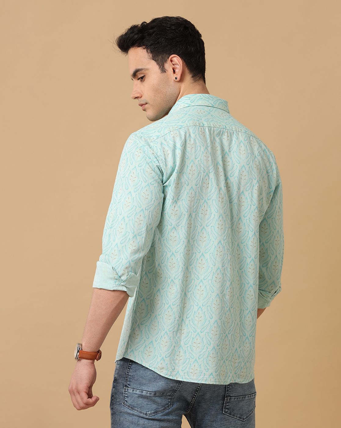 Men's Blended Linen Blue Printed Contemporary Fit Full Sleeve Casual Shirt