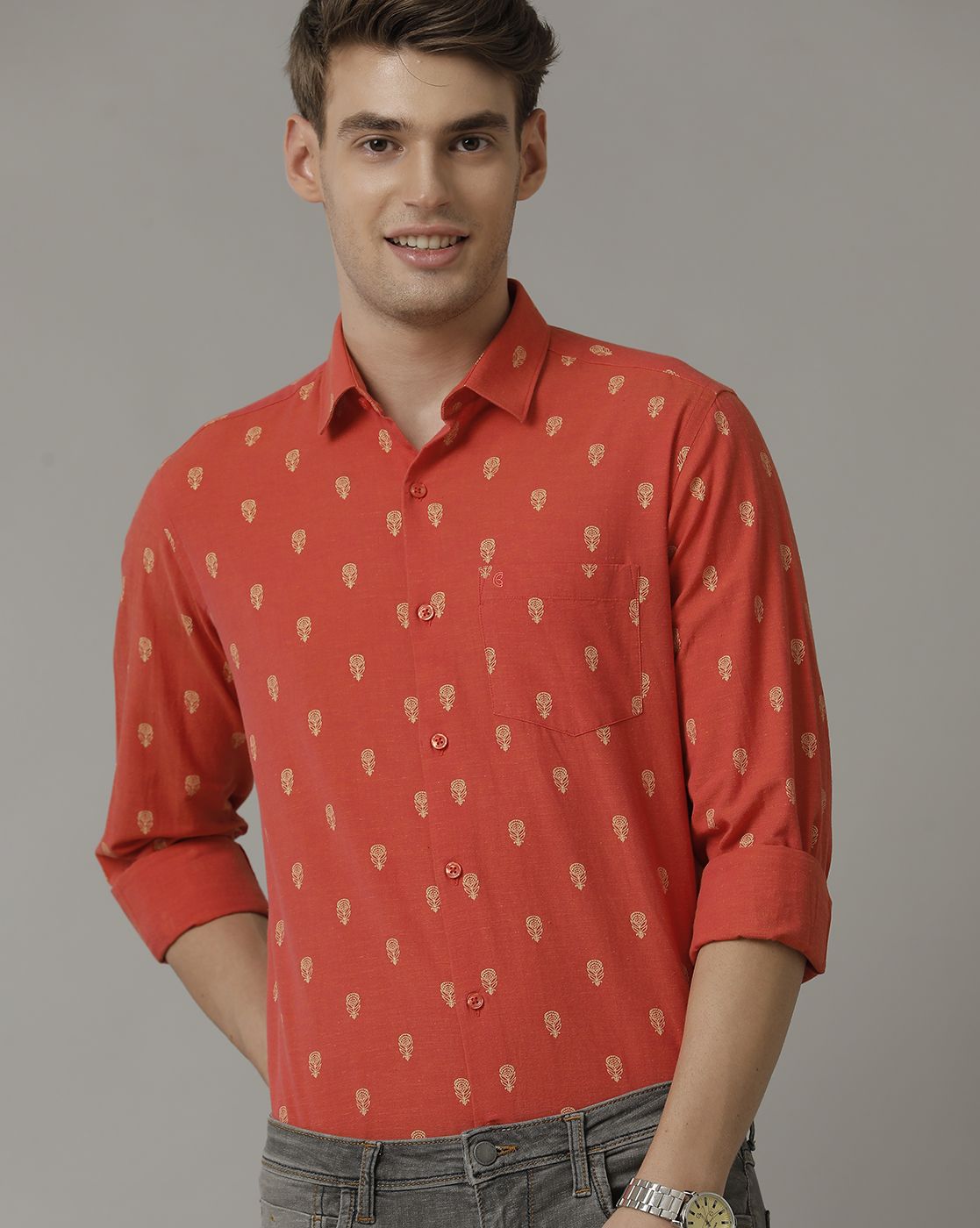 Men's Blended Linen Red Printed Contemporary Fit Full Sleeve Casual Shirt