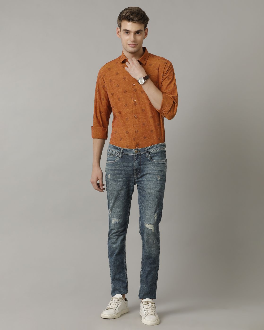 Men's Blended Linen Orange Printed Contemporary Fit Full Sleeve Casual Shirt
