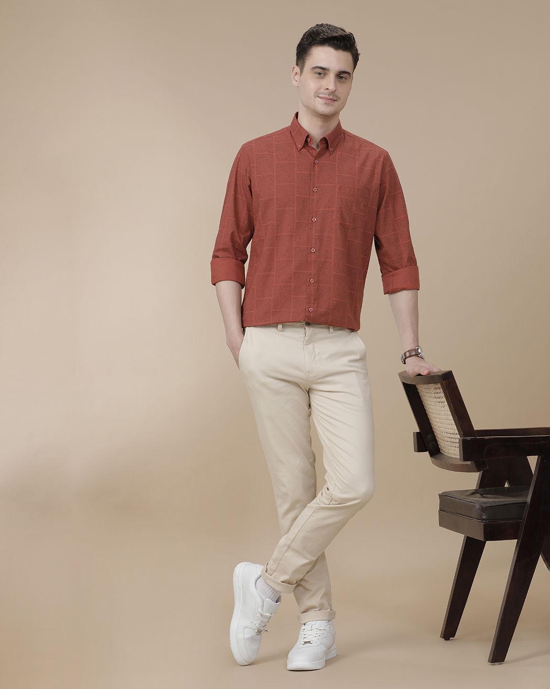 CAVALLO by Linen Club Men's Blended Linen Red Printed Contemporary Fit Full Sleeve Casual Shirt