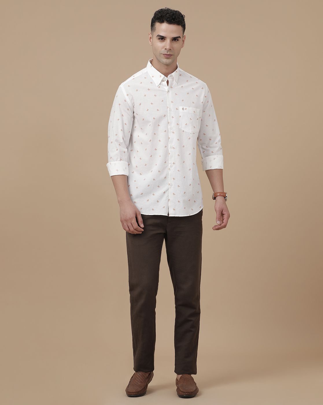 CAVALLO by Linen Club Men's Blended Linen White Printed Contemporary Fit Full Sleeve Casual Shirt