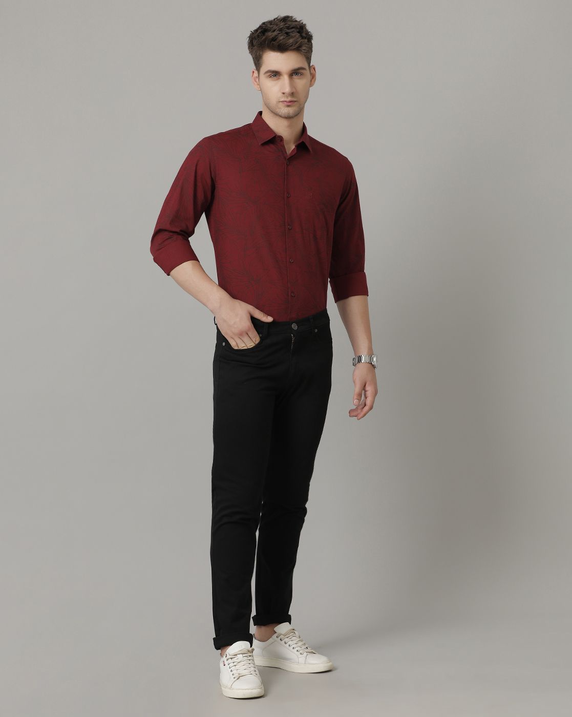 Men's Blended Linen Red Printed Contemporary Fit Full Sleeve Sleeve Casual Shirt