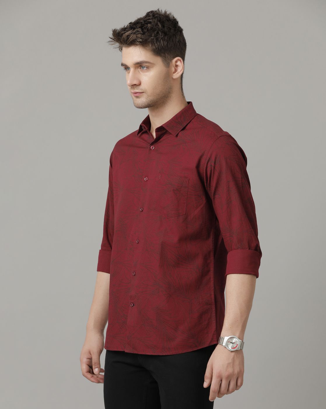 Men's Blended Linen Red Printed Contemporary Fit Full Sleeve Sleeve Casual Shirt