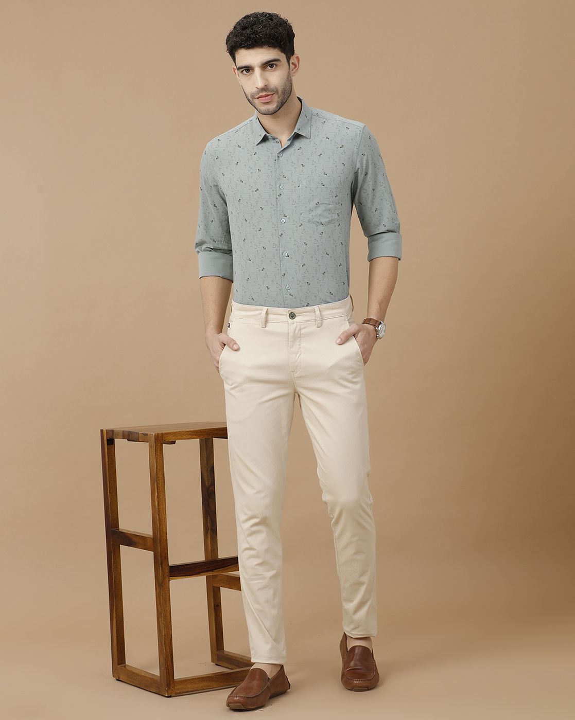 Men's Blended Linen Green Printed Contemporary Fit Full Sleeve Casual Shirt