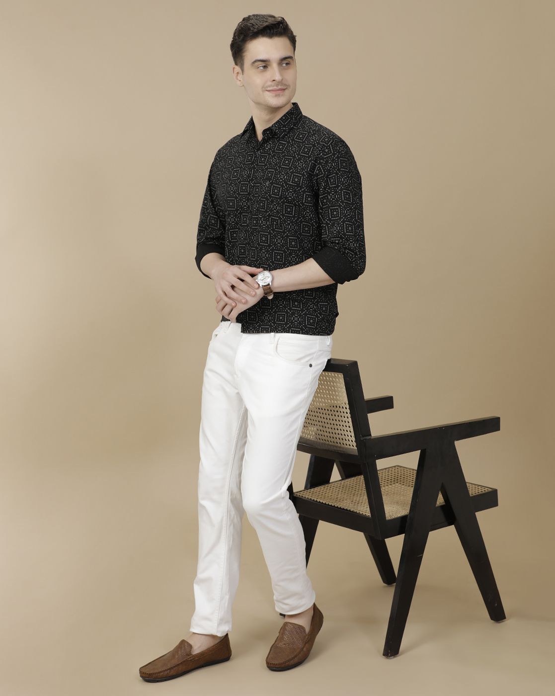 CAVALLO by Linen Club Men's Blended Linen Black Printed Contemporary Fit Full Sleeve Casual Shirt