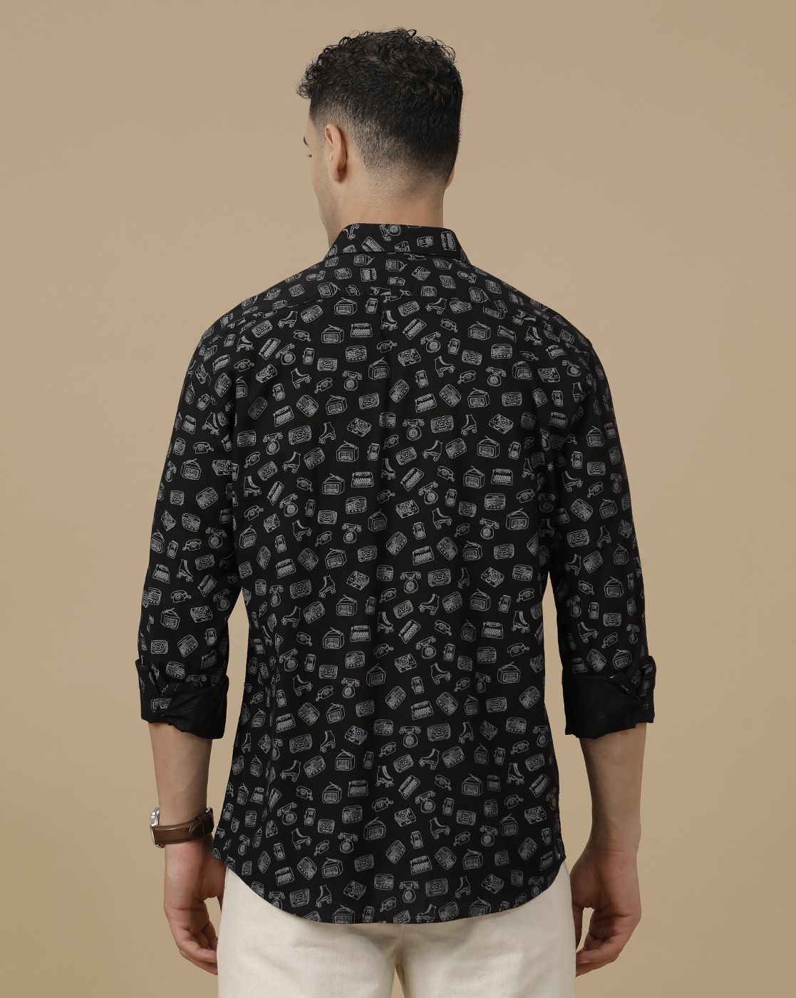 CAVALLO by Linen Club Men's Blended Linen Black Printed Contemporary Fit Full Sleeve Casual Shirt