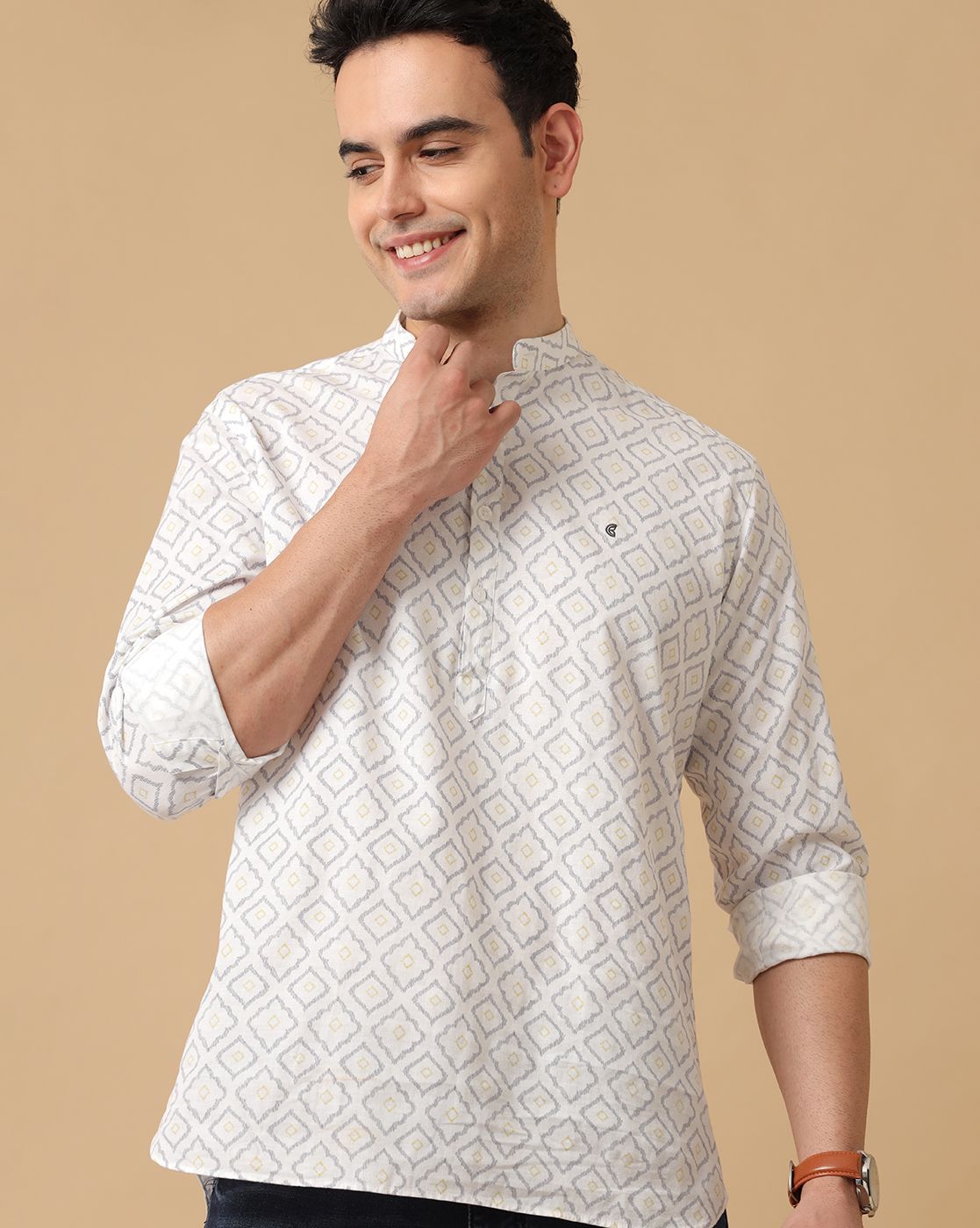 Men's Blended Linen White Printed Contemporary Fit Full Sleeve Casual Shirt