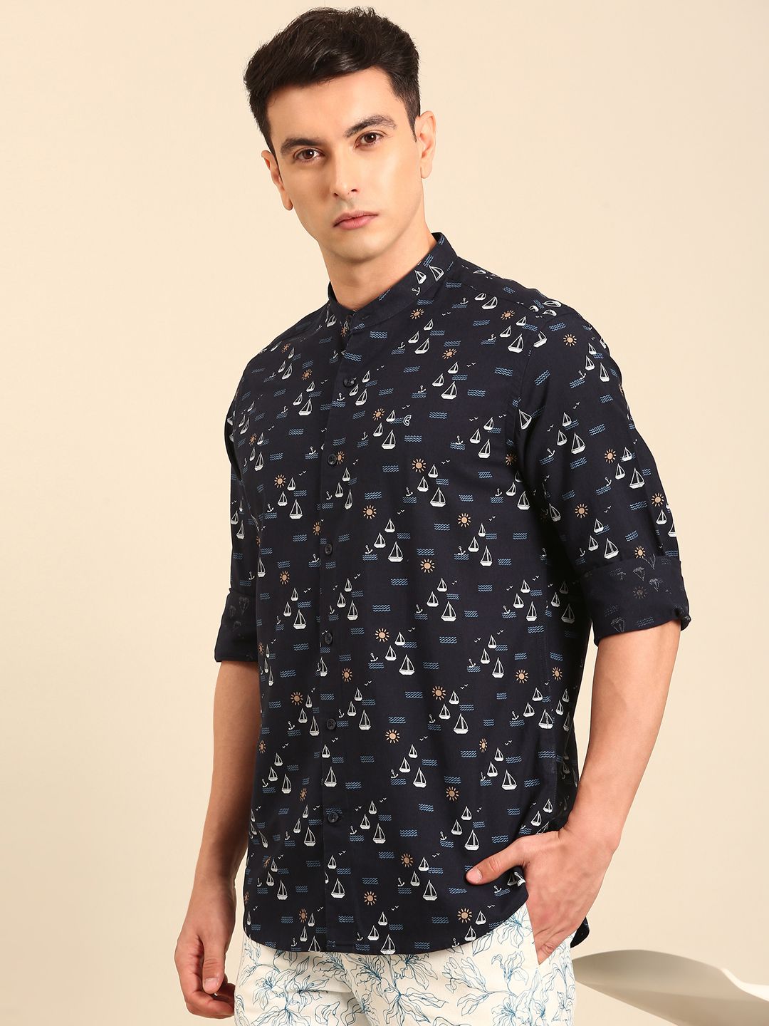 CAVALLO by Linen Club Men's Blended Linen Navy Printed Contemporary Fit Full Sleeve Casual Shirt
