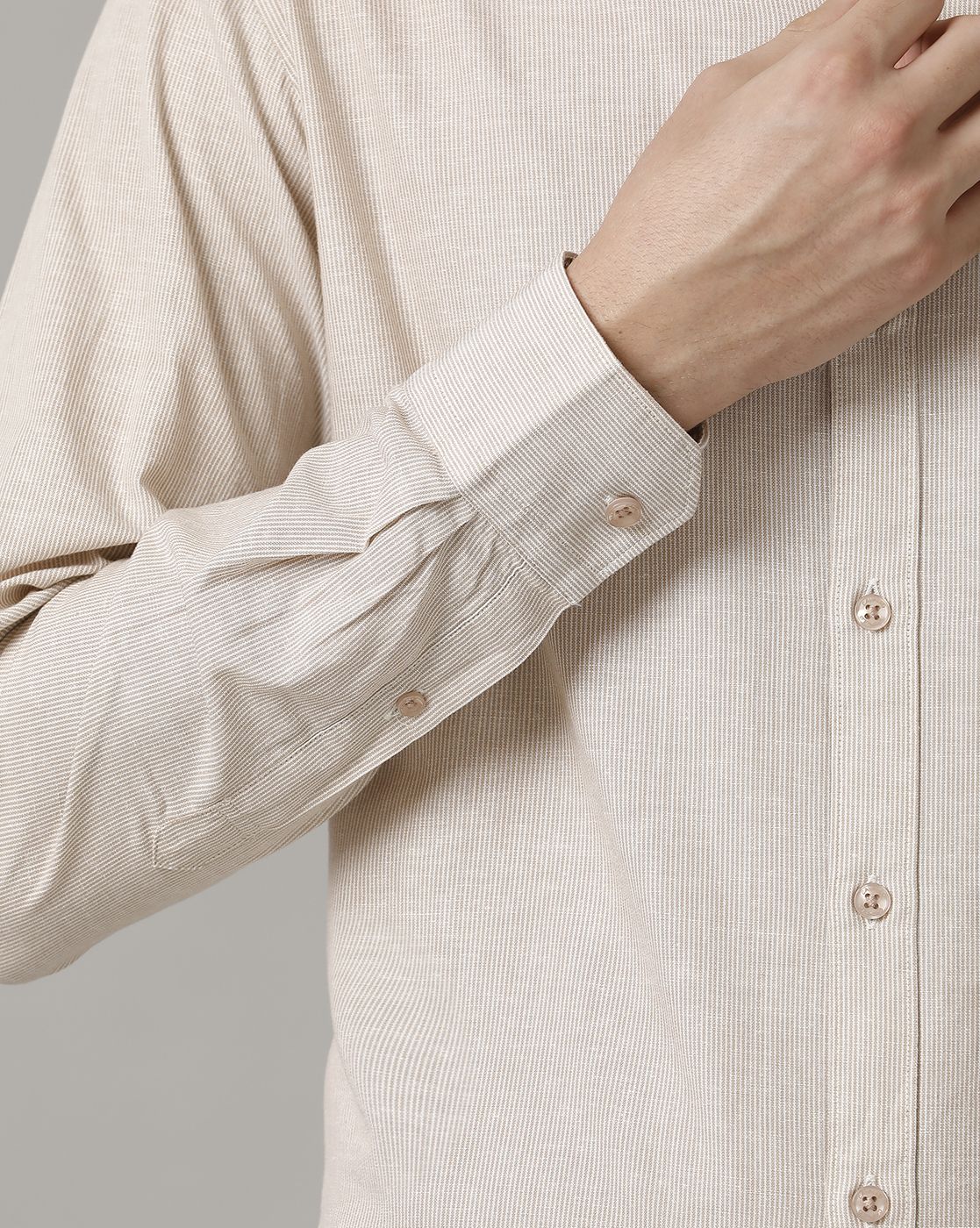 Men's Blended Linen Brown Striped Contemporary Fit Full Sleeve Casual Shirt