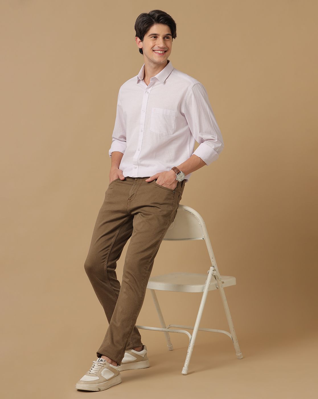 Men's Blended Linen White Striped Contemporary Fit Full Sleeve Casual Shirt