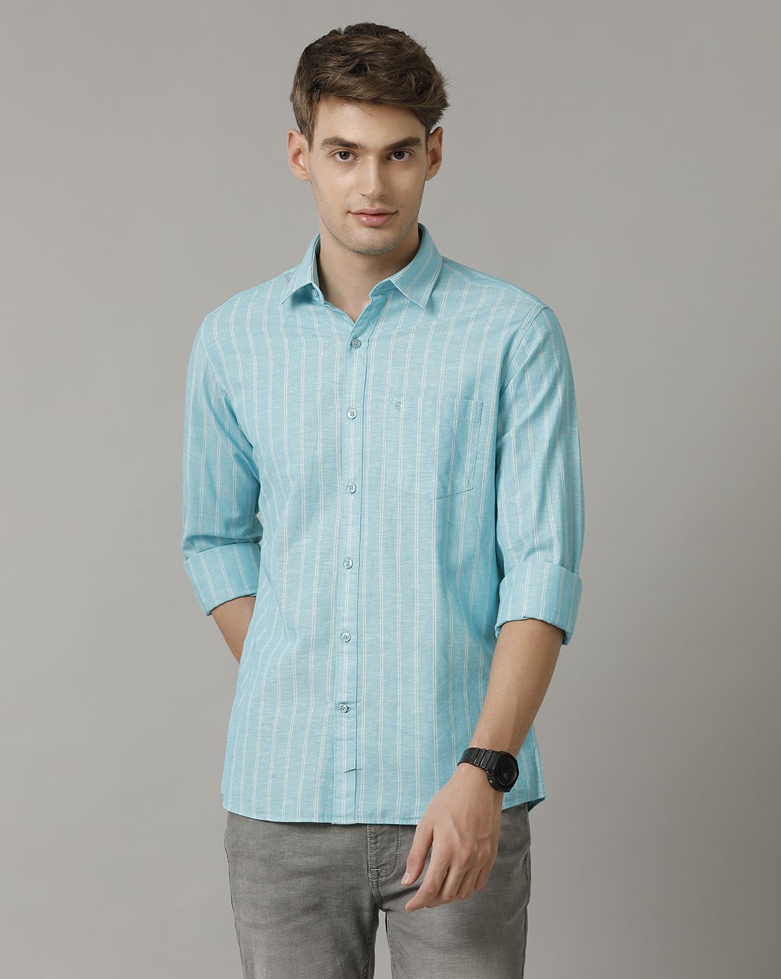 Men's Blended Linen Turquoise Blue Striped Contemporary Fit Full Sleeve Casual Shirt